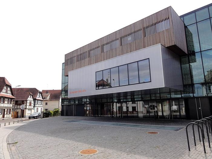 Lingolsheim - Immobilier - CENTURY 21 Les Victoires - Maison des Arts.