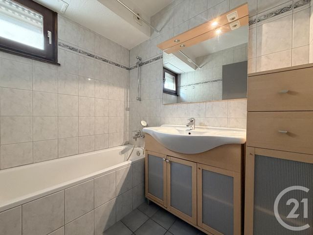 Appartement F3 à vendre - 3 pièces - 75.77 m2 - LINGOLSHEIM - 67 - ALSACE - Century 21 Les Victoires