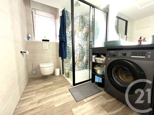 Appartement F3 à louer - 3 pièces - 62.21 m2 - LINGOLSHEIM - 67 - ALSACE - Century 21 Les Victoires