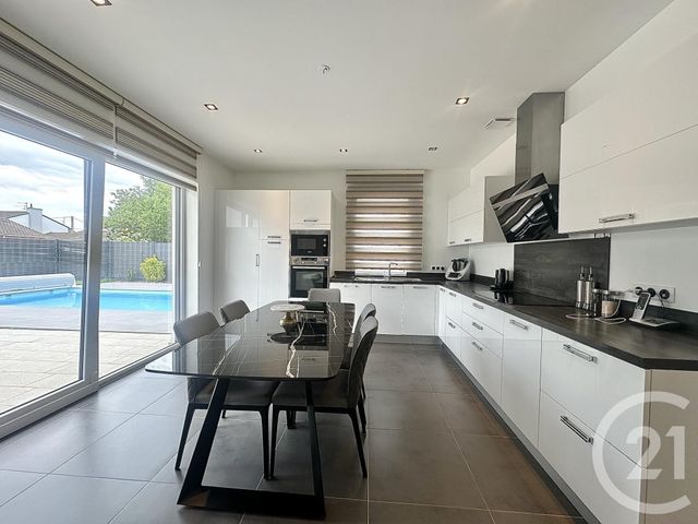 Afficher la photo en grand maison à vendre - 10 pièces - 308.76 m2 - WOLFISHEIM - 67 - ALSACE - Century 21 Les Victoires