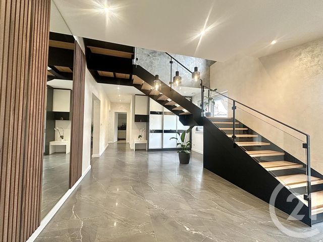 Afficher la photo en grand maison à vendre - 10 pièces - 308.76 m2 - WOLFISHEIM - 67 - ALSACE - Century 21 Les Victoires