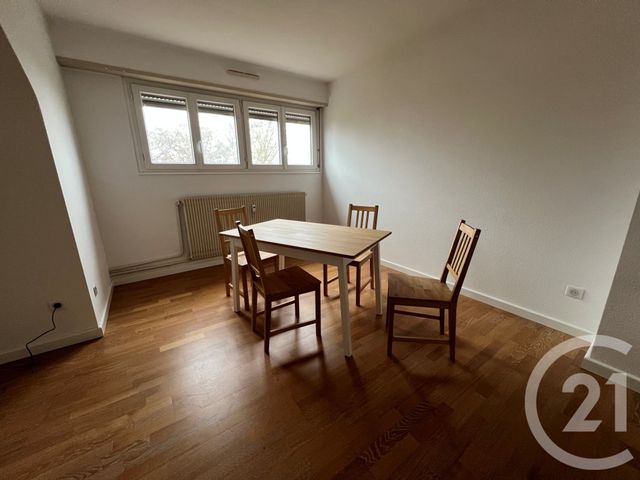Appartement F5 à louer - 4 pièces - 106.3 m2 - MUNDOLSHEIM - 67 - ALSACE - Century 21 Les Victoires