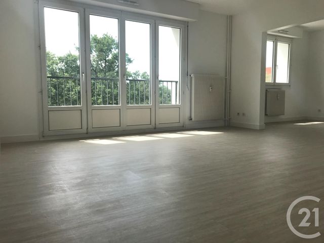 Appartement F4 à louer - 3 pièces - 86.42 m2 - LINGOLSHEIM - 67 - ALSACE - Century 21 Les Victoires