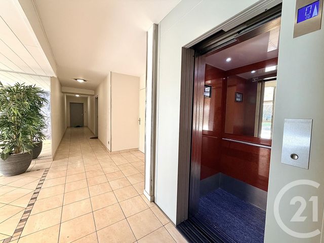 Appartement F5 à vendre - 5 pièces - 111.0 m2 - LINGOLSHEIM - 67 - ALSACE - Century 21 Les Victoires