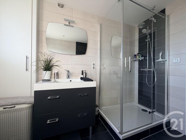 Appartement F5 à vendre - 5 pièces - 111.0 m2 - LINGOLSHEIM - 67 - ALSACE - Century 21 Les Victoires