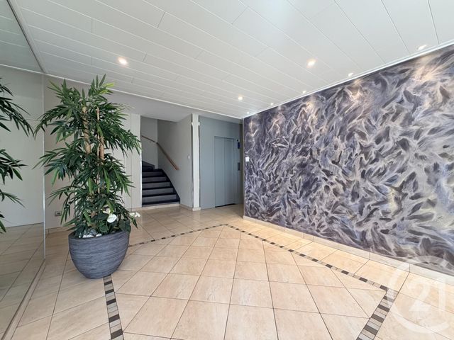 Appartement F5 à vendre - 5 pièces - 111.0 m2 - LINGOLSHEIM - 67 - ALSACE - Century 21 Les Victoires