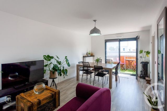 Appartement F3 à louer - 3 pièces - 63.63 m2 - OSTWALD - 67 - ALSACE - Century 21 Les Victoires