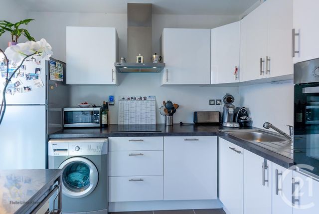 Appartement F3 à louer - 3 pièces - 63.63 m2 - OSTWALD - 67 - ALSACE - Century 21 Les Victoires