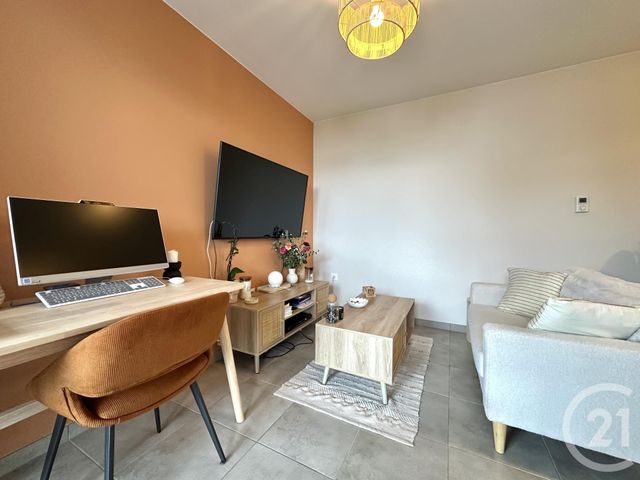 Appartement F2 à louer - 2 pièces - 39.52 m2 - LINGOLSHEIM - 67 - ALSACE - Century 21 Les Victoires
