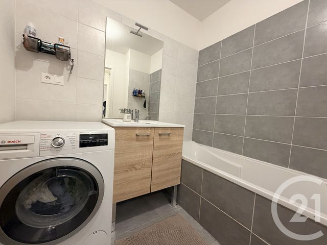 Appartement F3 à vendre - 3 pièces - 62.33 m2 - LINGOLSHEIM - 67 - ALSACE - Century 21 Les Victoires