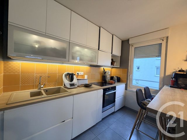 Appartement F3 à vendre - 3 pièces - 62.33 m2 - LINGOLSHEIM - 67 - ALSACE - Century 21 Les Victoires