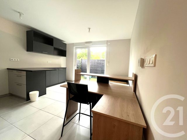 Appartement Studio à louer - 1 pièce - 29.1 m2 - LINGOLSHEIM - 67 - ALSACE - Century 21 Les Victoires