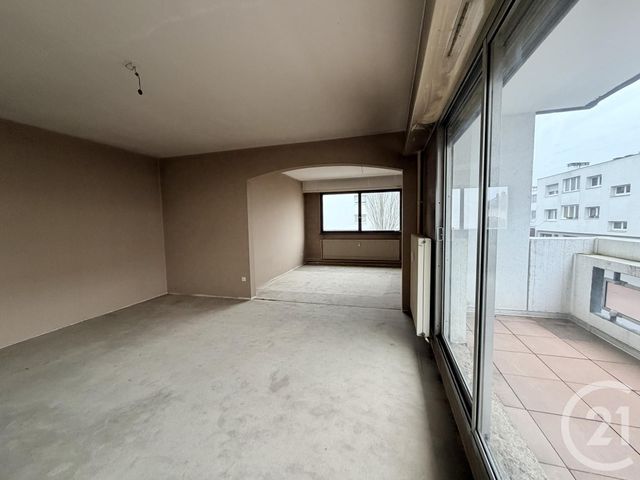 Appartement F5 à vendre - 5 pièces - 107.79 m2 - STRASBOURG - 67 - ALSACE - Century 21 Les Victoires