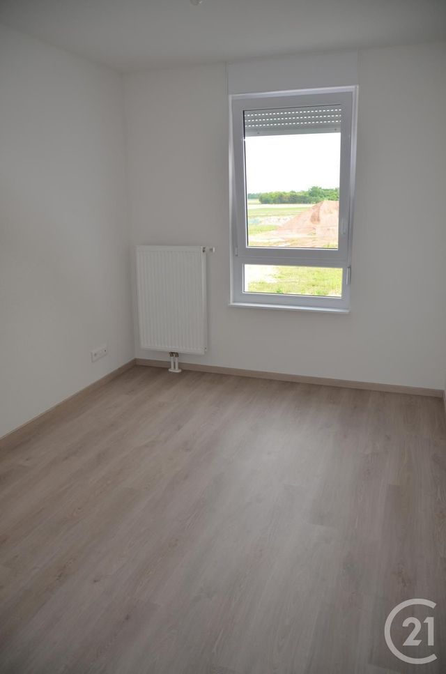 Appartement F3 à louer - 3 pièces - 65.11 m2 - ENTZHEIM - 67 - ALSACE - Century 21 Les Victoires