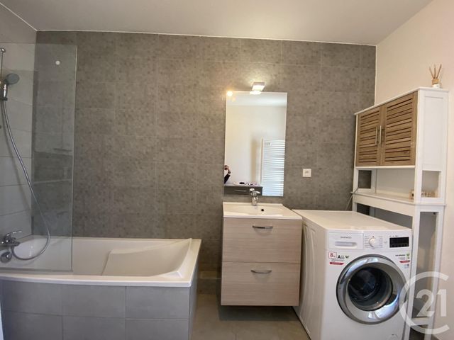 Appartement F2 à louer - 2 pièces - 53.6 m2 - LINGOLSHEIM - 67 - ALSACE - Century 21 Les Victoires