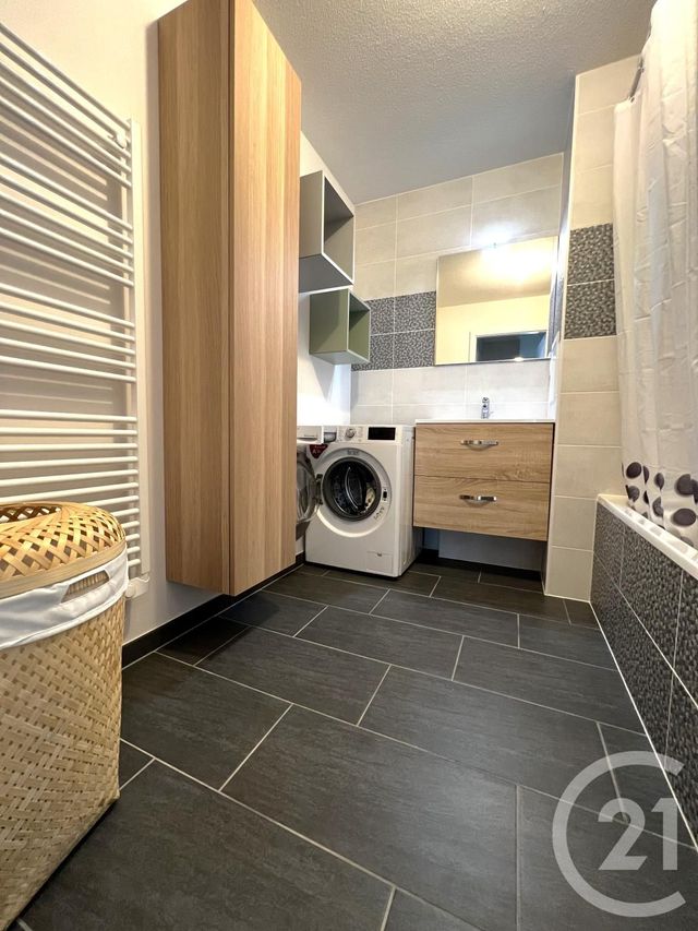 Appartement F3 à louer - 3 pièces - 65.6 m2 - LINGOLSHEIM - 67 - ALSACE - Century 21 Les Victoires