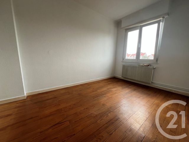 Appartement F4 à louer - 4 pièces - 66.73 m2 - LINGOLSHEIM - 67 - ALSACE - Century 21 Les Victoires
