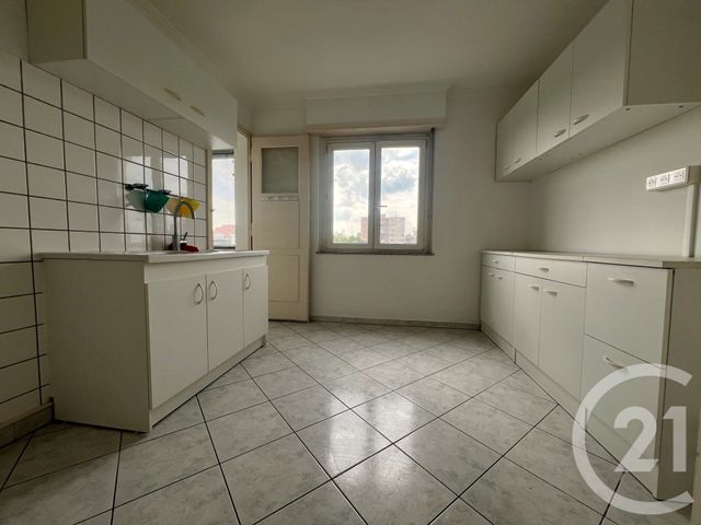 Appartement F4 à louer - 4 pièces - 66.73 m2 - LINGOLSHEIM - 67 - ALSACE - Century 21 Les Victoires