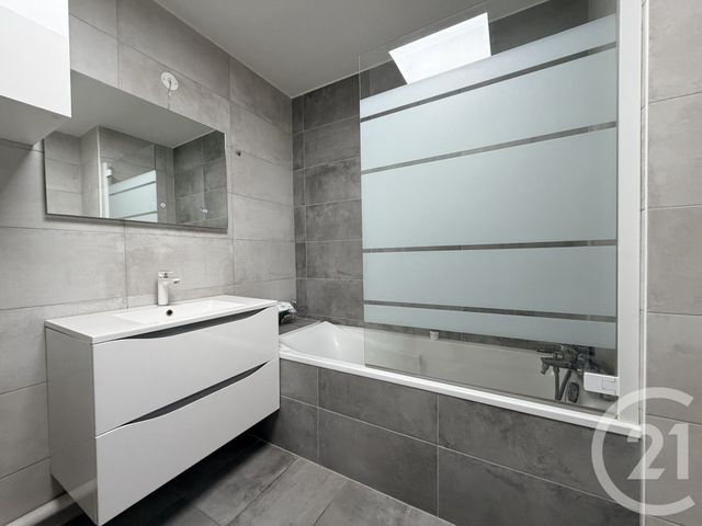 Appartement F2 à vendre - 2 pièces - 52.0 m2 - STRASBOURG - 67 - ALSACE - Century 21 Les Victoires