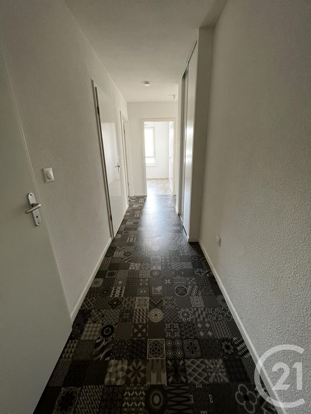 Appartement F4 à louer - 4 pièces - 78.93 m2 - LINGOLSHEIM - 67 - ALSACE - Century 21 Les Victoires