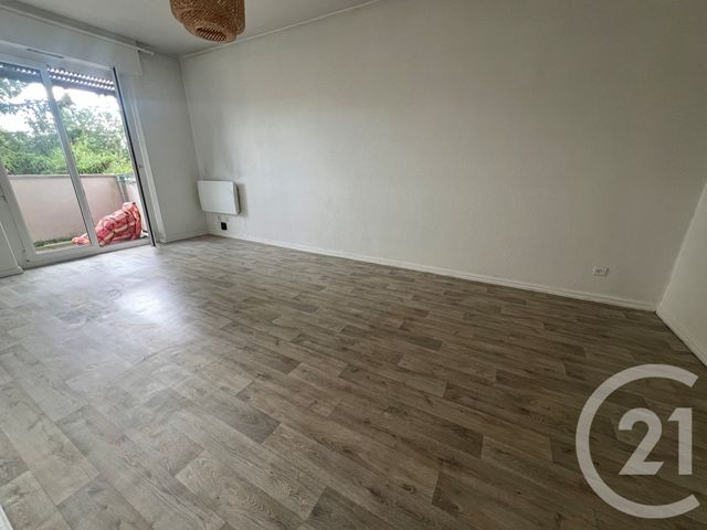 Appartement F2 à louer - 2 pièces - 58.56 m2 - LINGOLSHEIM - 67 - ALSACE - Century 21 Les Victoires