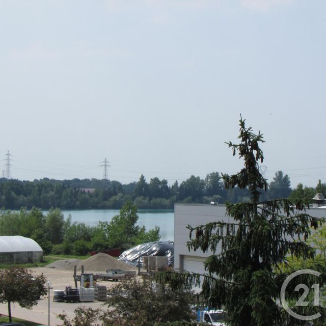 Appartement F2 à louer - 2 pièces - 59.74 m2 - LINGOLSHEIM - 67 - ALSACE - Century 21 Les Victoires