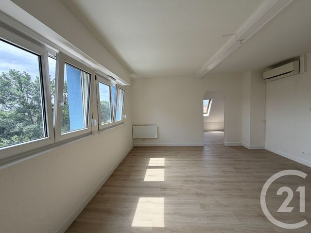 Appartement F4 à vendre - 4 pièces - 84.22 m2 - LINGOLSHEIM - 67 - ALSACE - Century 21 Les Victoires