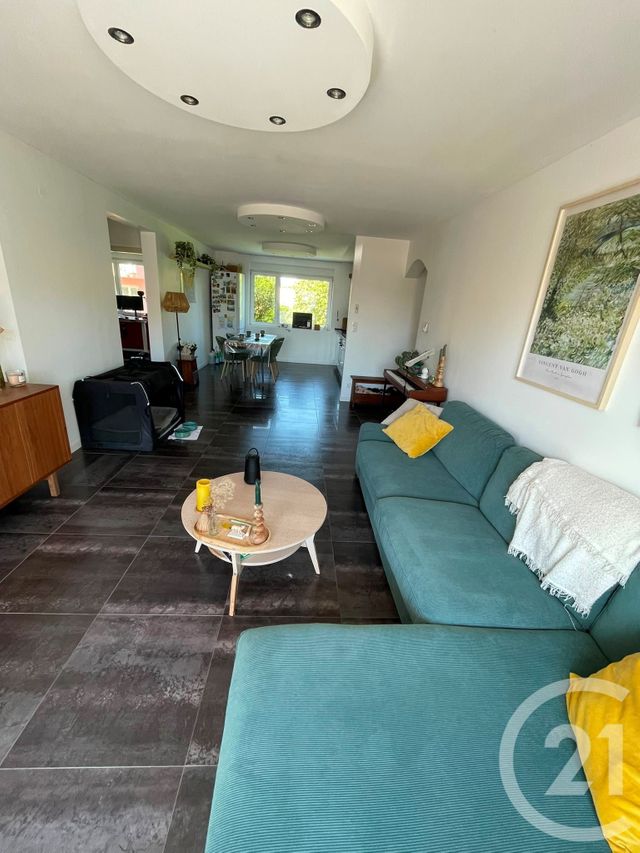Appartement F4 à louer - 4 pièces - 78.89 m2 - ERSTEIN - 67 - ALSACE - Century 21 Les Victoires