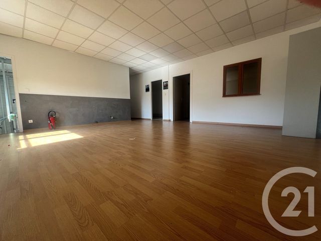 Appartement F6 à louer - 6 pièces - 79.29 m2 - OSTWALD - 67 - ALSACE - Century 21 Les Victoires