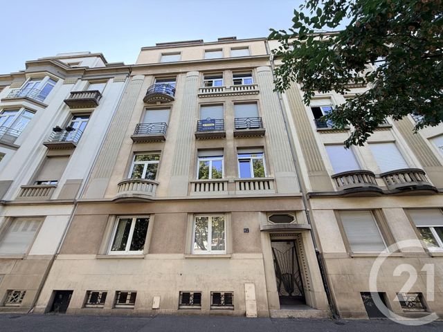Appartement F3 à vendre - 3 pièces - 76.1 m2 - STRASBOURG - 67 - ALSACE - Century 21 Les Victoires