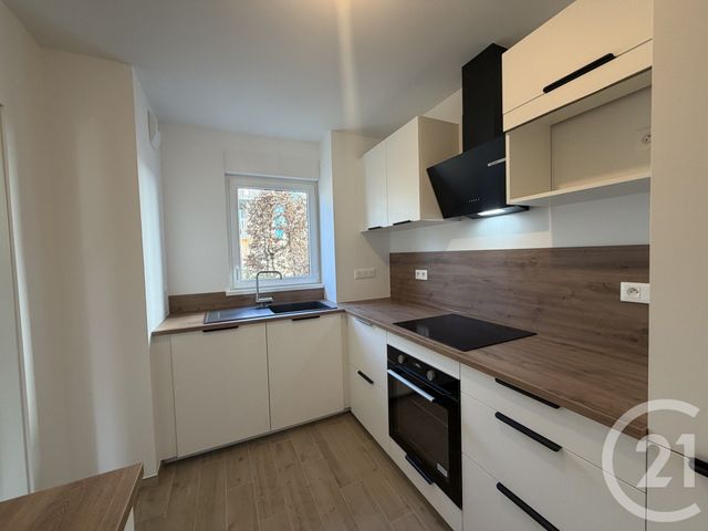 Appartement Duplex à louer - 4 pièces - 80.01 m2 - OSTWALD - 67 - ALSACE - Century 21 Les Victoires