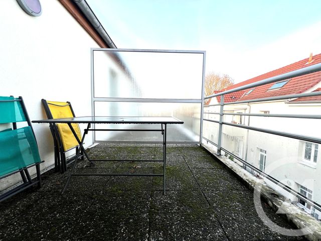Appartement F2 à louer - 2 pièces - 31.5 m2 - LINGOLSHEIM - 67 - ALSACE - Century 21 Les Victoires