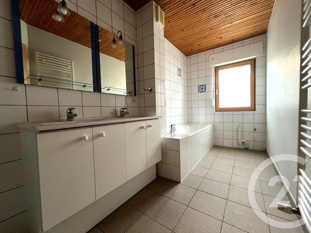 Appartement F5 à louer - 5 pièces - 95.05 m2 - ECKBOLSHEIM - 67 - ALSACE - Century 21 Les Victoires
