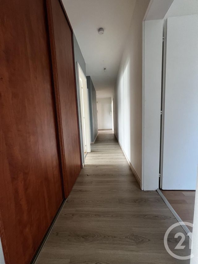 Appartement F5 à louer - 5 pièces - 102.04 m2 - LINGOLSHEIM - 67 - ALSACE - Century 21 Les Victoires